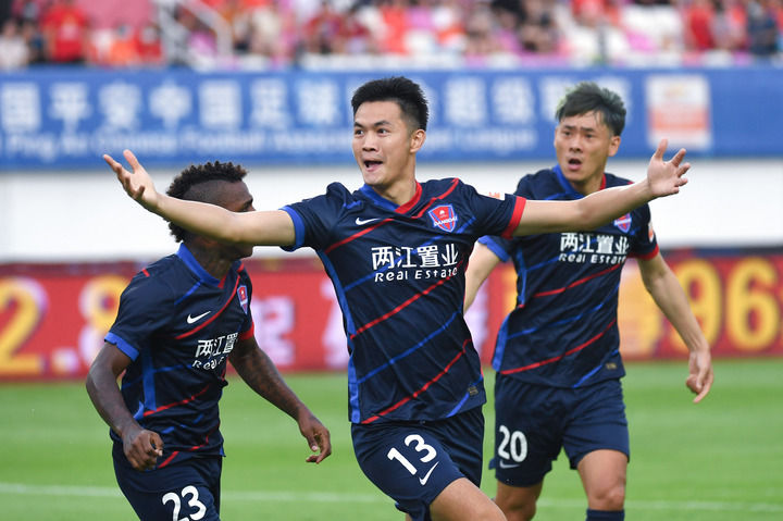 皇马欧冠点球争议 再好的VAR背后也是人操控